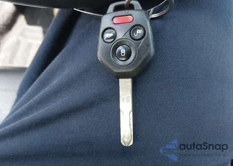 2011 Subaru Outback 2.5I Limited z USA, uszkodzony, nr VIN 4S4BRCLC6B3374535